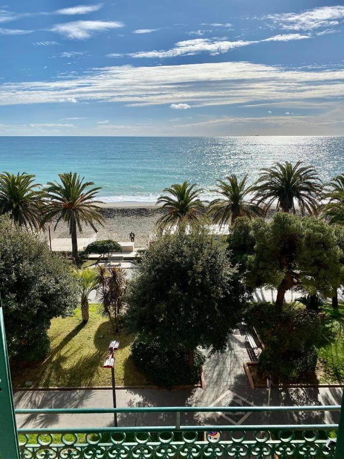 Hotel Alba Chiara Finale Ligure Exterior photo